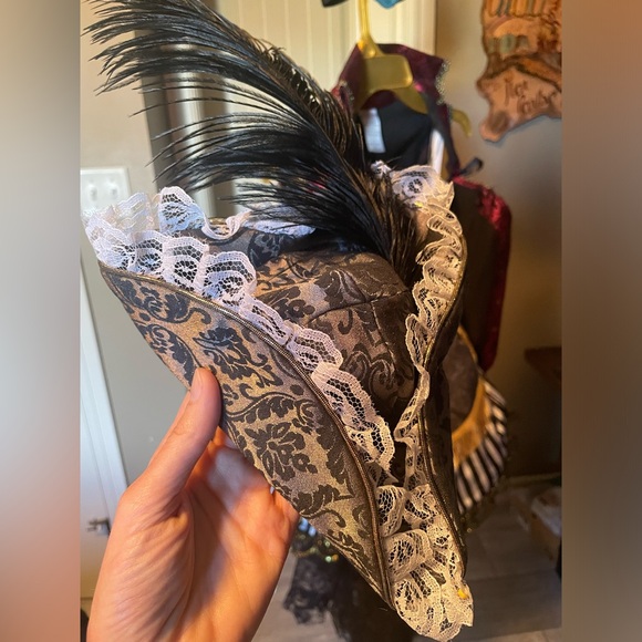 Adult High Sees Treasure Pirate Costume - Picture 5 of 14